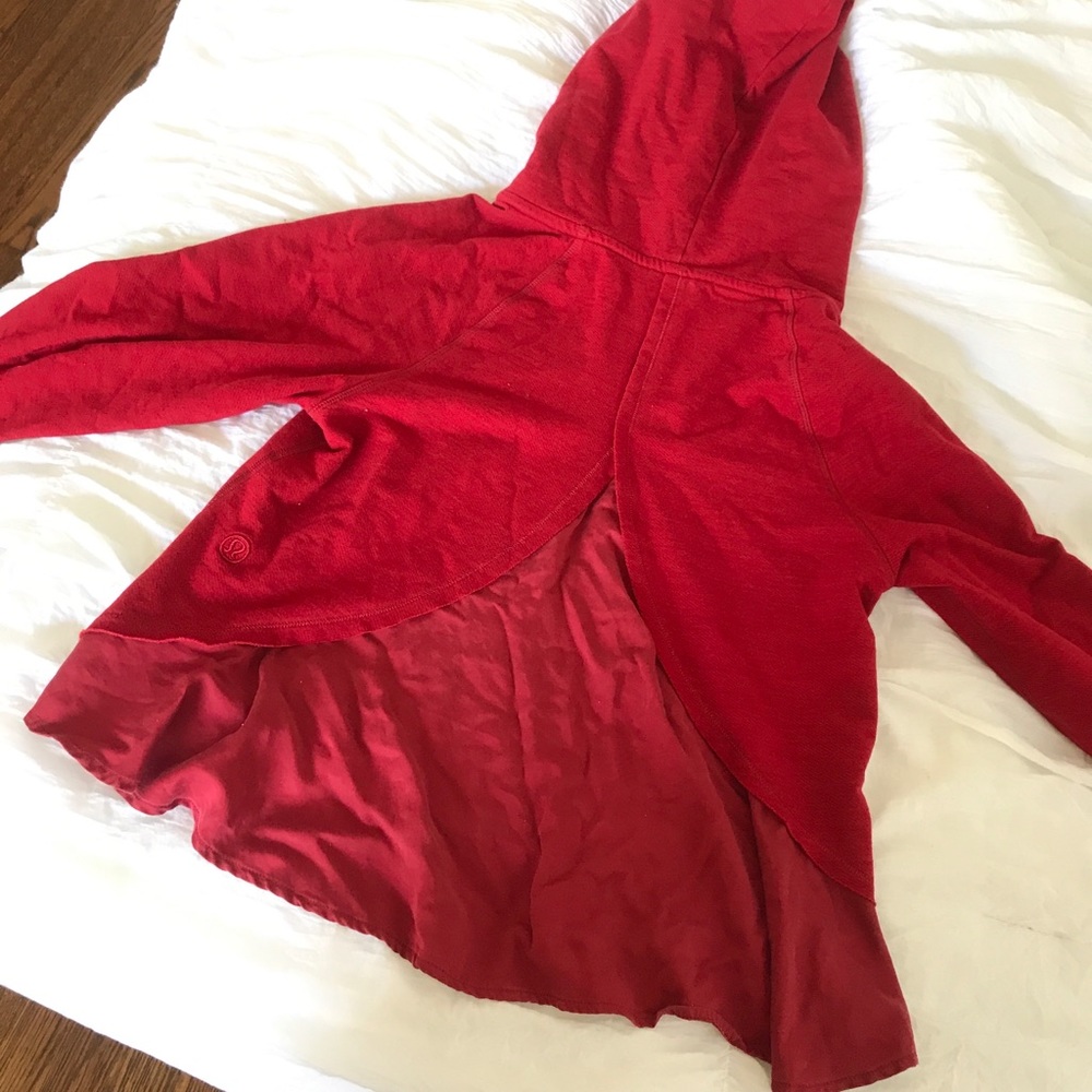 LULULEMON Women’s Red Hoodie Top - Size 6